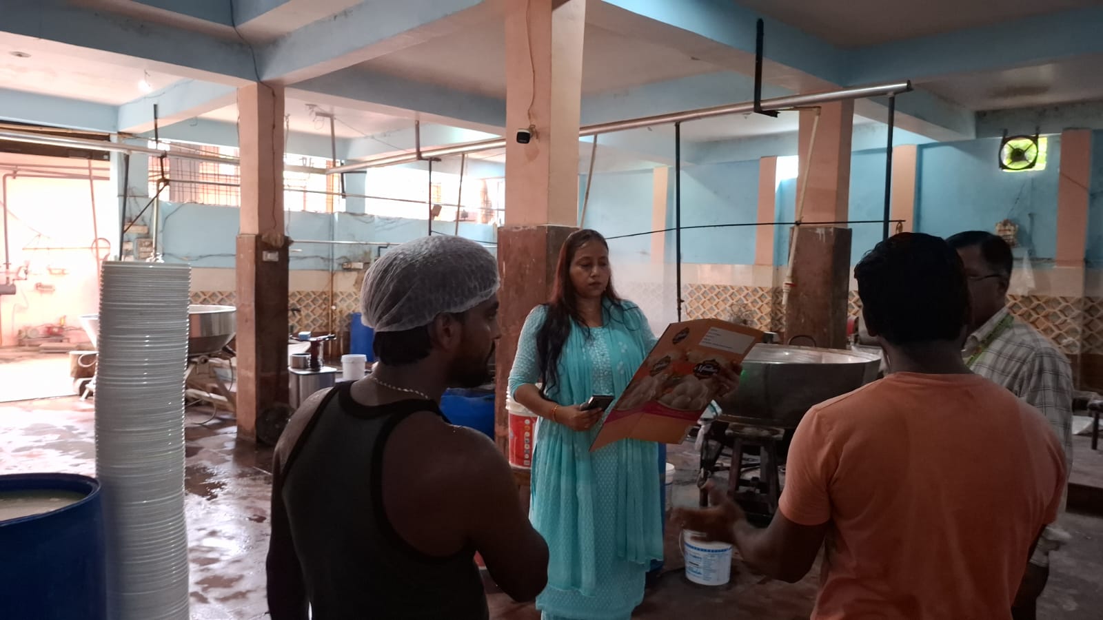 उन्नाव में मिलावटी खाद्य सामग्री के खिलाफ बड़ी कार्रवाई उन्नाव में मिलावटी खाद्य सामग्री के खिलाफ बड़ी कार्रवाई