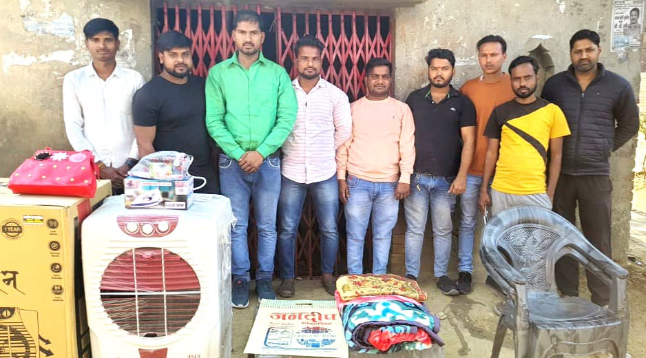 निर्धन कन्या के विवाह में सामाजिक सेवा भाव संस्थान द्वारा की गई मदद