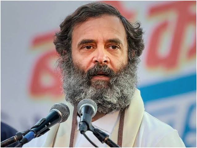 नई दिल्ली: कांग्रेस नेता राहुल गांधी ने विशेषाधिकार हनन पर लोकसभा सचिवालय को भेजा जवाब