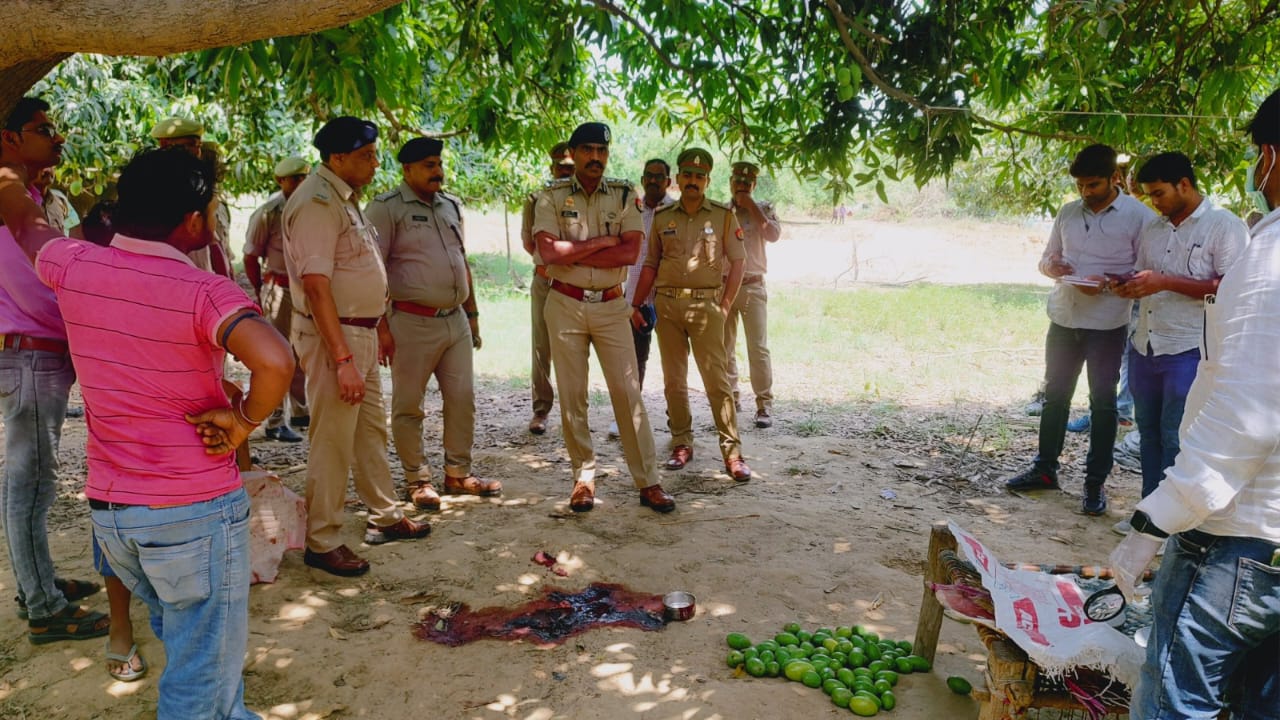 अयोध्या : बाग में खून से लथपथ मिला बुजुर्ग का शव, जांच में जुटी पुलिस