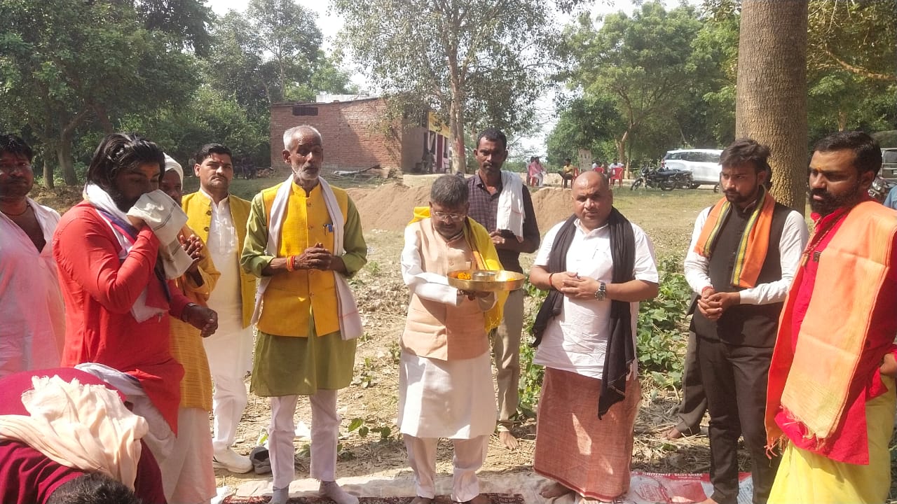 विधायक ने मेधा ऋषि आश्रम पर विश्राम गिरी निवास का किया भूमि पूजन