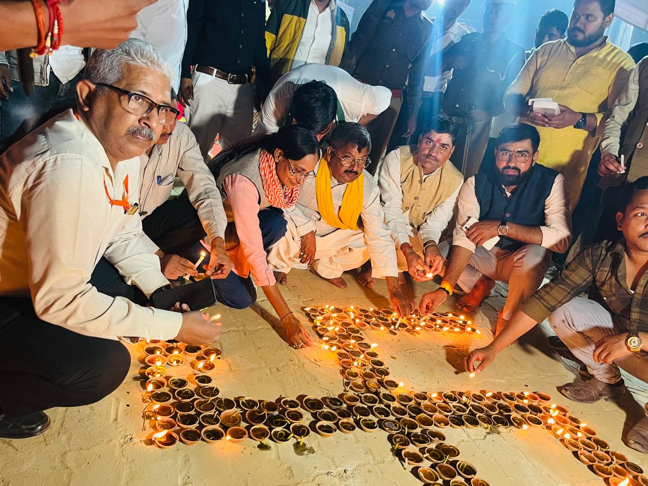 राम नगरी के दिव्य दीपोत्सव से पहले चौथे दीपोत्सव पर कामाख्या धाम में डेढ़ लाख दीप जलाए गए 