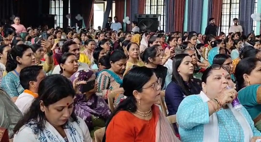 रक्षाबंधन पर महिलाओं को योगी सरकार का बड़ा तोहफा, 60 साल से अधिक उम्र की माताओं को आजीवन मुफ्त बस यात्रा
