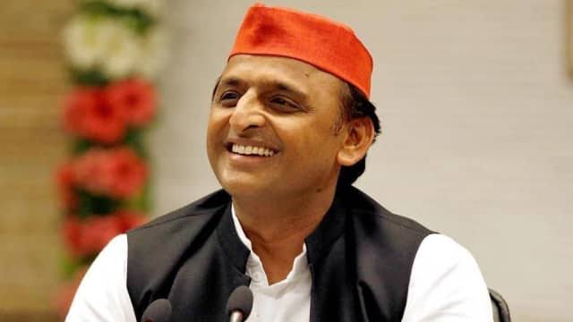 समाजवादी मूल्यों को अपमानित करने वाले बाबा साहेब का भी कर रहे अपमान : अखिलेश