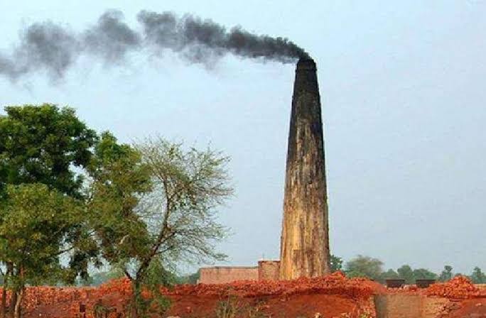 उत्तर प्रदेश में अवैध ईंट भट्ठों के खिलाफ बड़ी कार्रवाई